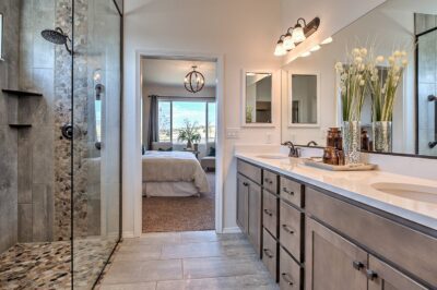 Campbell Homes Kipling Bathroom