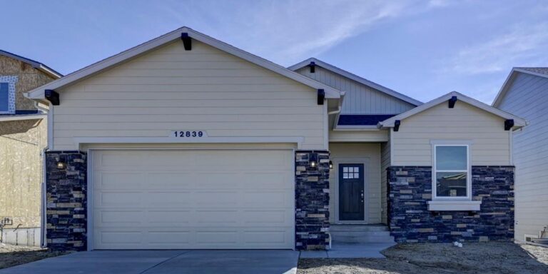 Augusta 12839 Ranch Gate 0016 Front Elevation